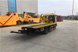 源汇非事故拖车