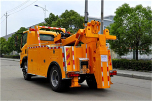 源汇高速路拖车费